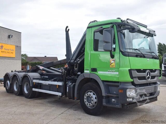 Hook arm system Mercedes-Benz Actros 3236 Hooklift + Hiabcrane