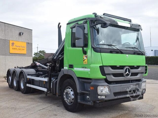 Hook arm system Mercedes-Benz Actros 3236 Hooklift + Hiabcrane