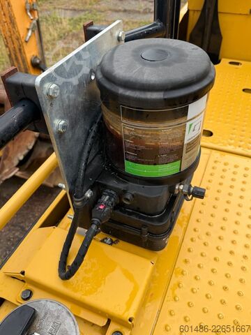 Kettenbagger CATERPILLAR 352 mit CE und EPA