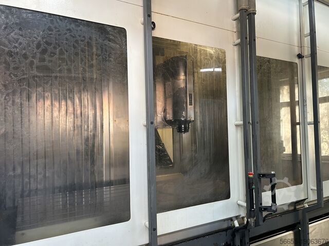 5Achs Universal-Bearbeitungszentrum AXA VHC 3-XTS 2600