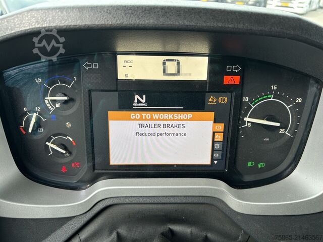 Standard tractor Renault T 380 Comfort / 637 dkm / NL Truck