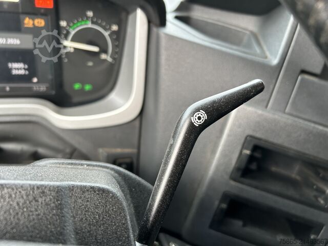 Standard tractor Renault T 380 Comfort / 637 dkm / NL Truck