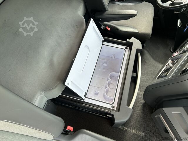 Standard tractor Renault T 380 Comfort / 637 dkm / NL Truck