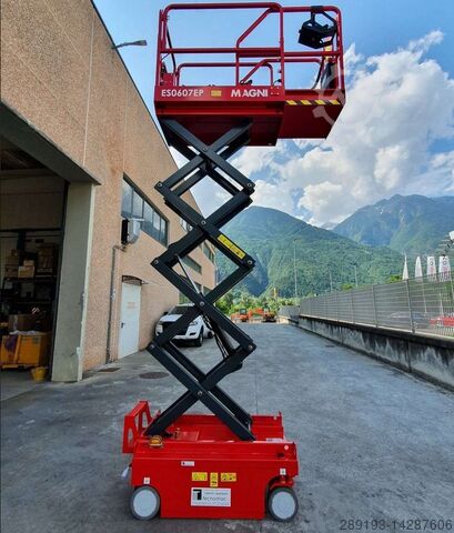 Working platform (scissor lift) Magni ES0607EP 5,60m Elektro Neugerät