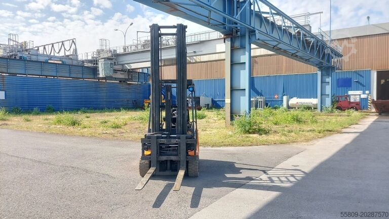 Elektro 3 Rad-Stapler Still R20-18 //Triplexmast // 3+4Ventile / HH 7000 mm //