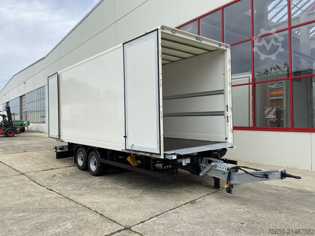 Box trailer Möslein TKO 105 D 7m weiß  Tandem- Koffer, Durchladbar, -- Neufahrzeug --