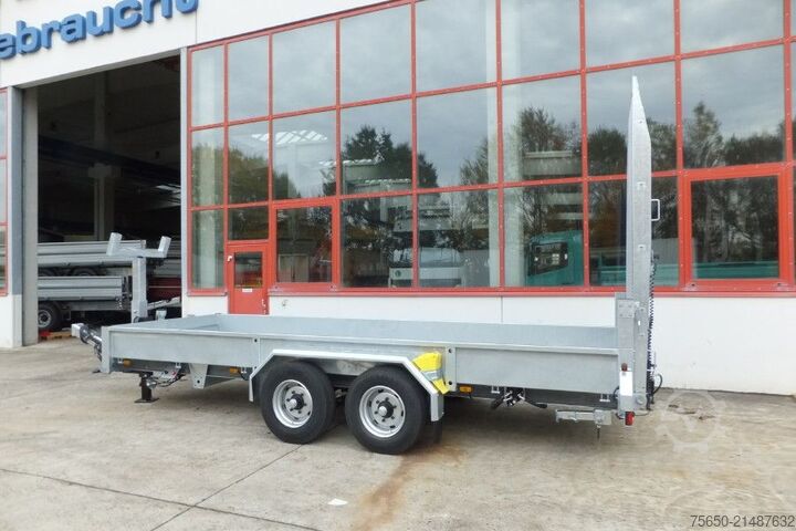 Low loader trailer Möslein TT 11-E6x2  Tieflader für Fräsen breiten Rampen, Neu