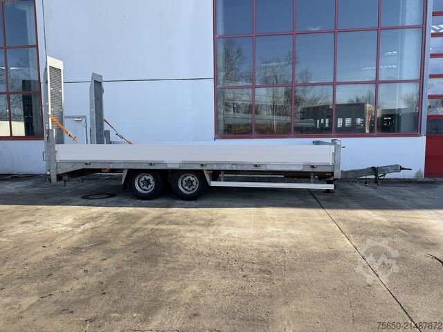 Low loader trailer Möslein THT 13 Schwebheim  13 t Tandemtieflader
