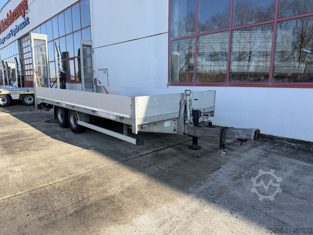 Low loader trailer Möslein THT 13 Schwebheim  13 t Tandemtieflader