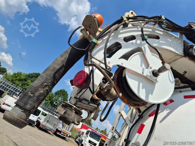 Vacuum and pressure truck MAN FE 28.460 6X4 - ASSMANN