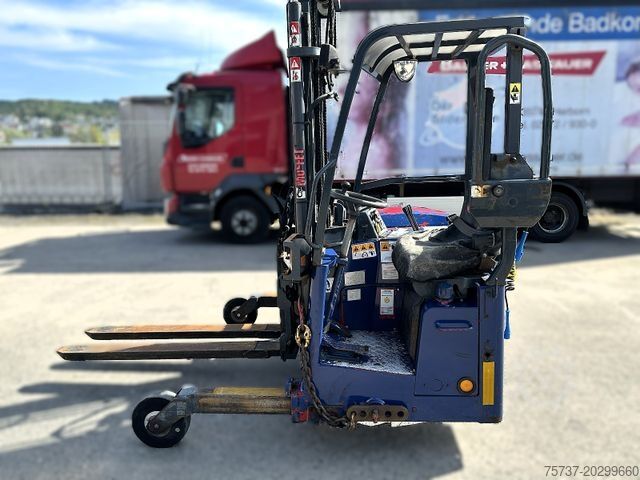 Front loader forklift MOFFETT M4-20.1