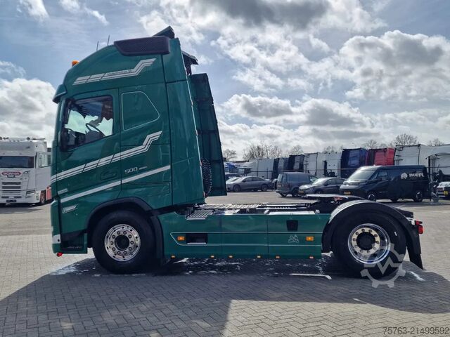 Standard-SZM Volvo FH 500 XL - full air - retarder - costum interi...