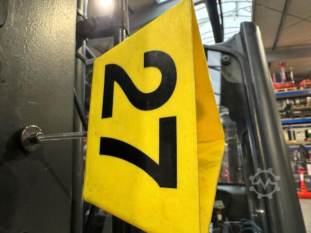 Frontstapler Linde H40D [ID: 27]