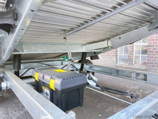 Autotransporter Vezeko IMOLA 35.47 RACE MASTER | E-WINDE 542X209CM 3500KG AUTOTRAILER