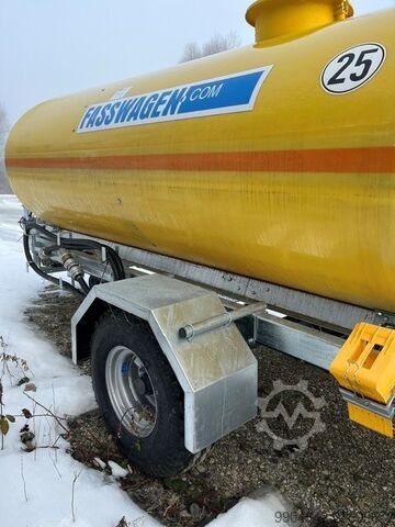 Wasserfass Anhänger 5000 l Fasswagen GmbH Anhänger Modell
