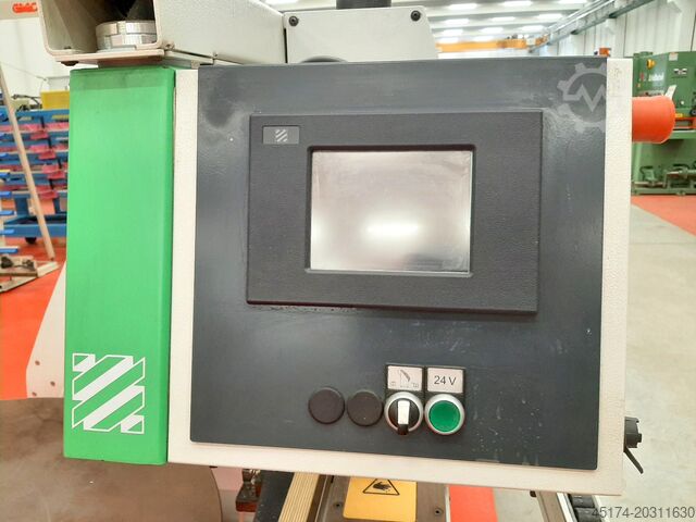 Modells BIESSE AKRON 430/AT