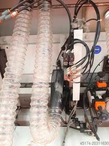 Modells BIESSE AKRON 430/AT