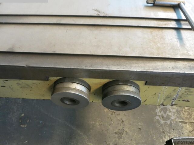 Table Type Boring and Milling Machine UNION BFT 90/3-1