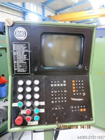 Universal Milling Machine HERMLE UWF 1000