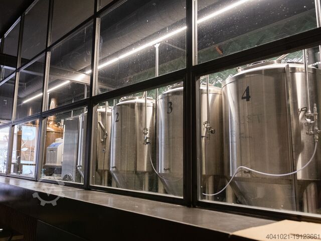 Beer brewing machinery  