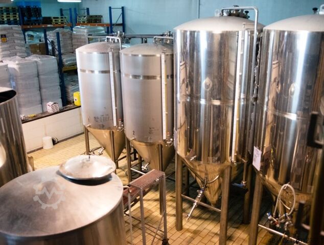 Beer brewing machinery  