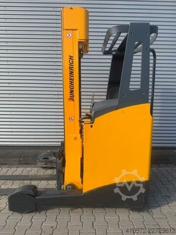 Schubmaststapler Jungheinrich ETV 114