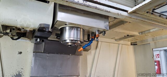 Vertical machining center Mikron mit 14768 Spindelstunden VCE1400+