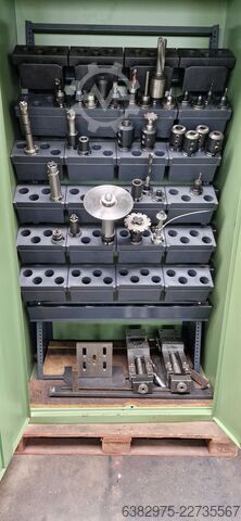 Vertical machining center Mikron mit 14768 Spindelstunden VCE1400+