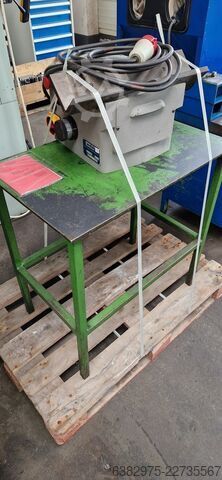 Vertical machining center Mikron mit 14768 Spindelstunden VCE1400+
