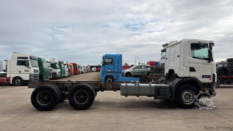 Fahrgestell mit Fahrerhaus Scania 124 - 400 (MANUAL PUMP / POMPE MANUELLE / BOITE...