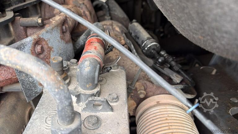 Fahrgestell mit Fahrerhaus Scania 124 - 400 (MANUAL PUMP / POMPE MANUELLE / BOITE...