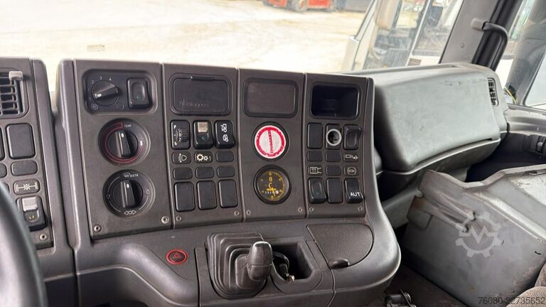 Fahrgestell mit Fahrerhaus Scania 124 - 400 (MANUAL PUMP / POMPE MANUELLE / BOITE...