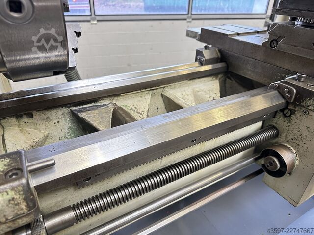 Leit-/Zugspindeldrehmaschine WEILER Commodor
