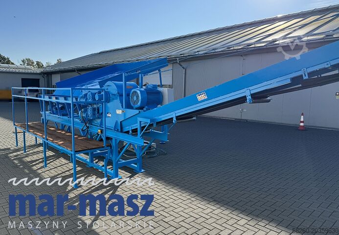 Hackschnitzler/Holzhäcksler für Schnittreste ŻENO ZTH 400/500 E 130 wibrorynna i taśmociąg