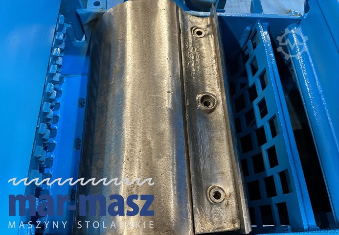 Hackschnitzler/Holzhäcksler für Schnittreste ŻENO ZTH 400/500 E 130 wibrorynna i taśmociąg