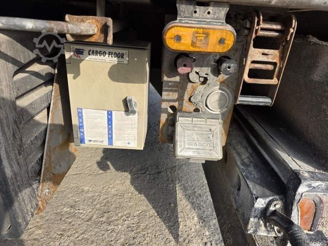 Auflieger mit Walkingfloor KRAKER 92 cbm Schubboden, Lift,WABCO ABS,sauberer Boden