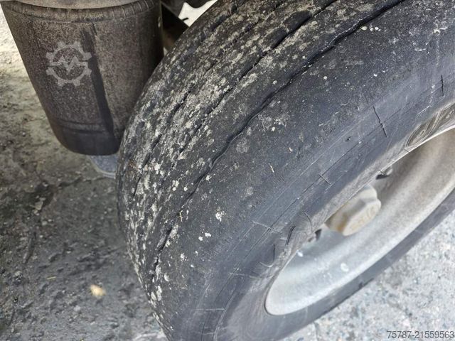 Auflieger mit Walkingfloor KRAKER 92 cbm Schubboden, Lift,WABCO ABS,sauberer Boden