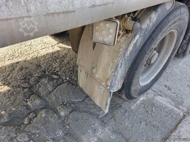 Auflieger mit Walkingfloor KRAKER 92 cbm Schubboden, Lift,WABCO ABS,sauberer Boden