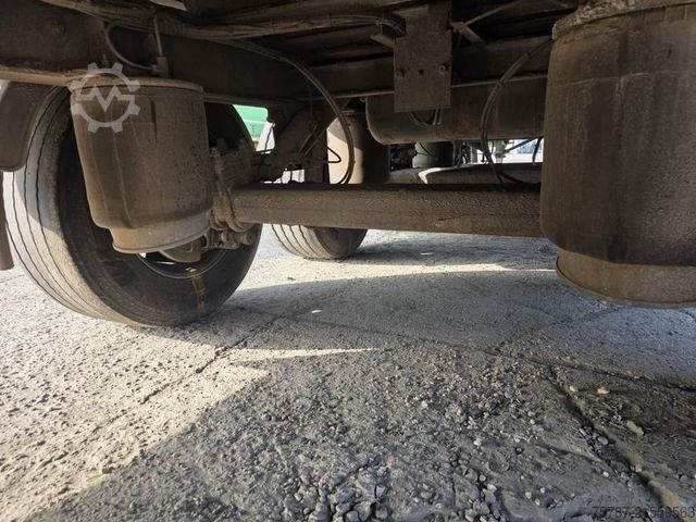 Auflieger mit Walkingfloor KRAKER 92 cbm Schubboden, Lift,WABCO ABS,sauberer Boden