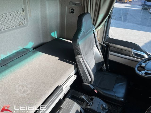 Standard SZM MAN TGX 18.500 4x2BL XXL*2x Tank*4.1Tacho*Leder*