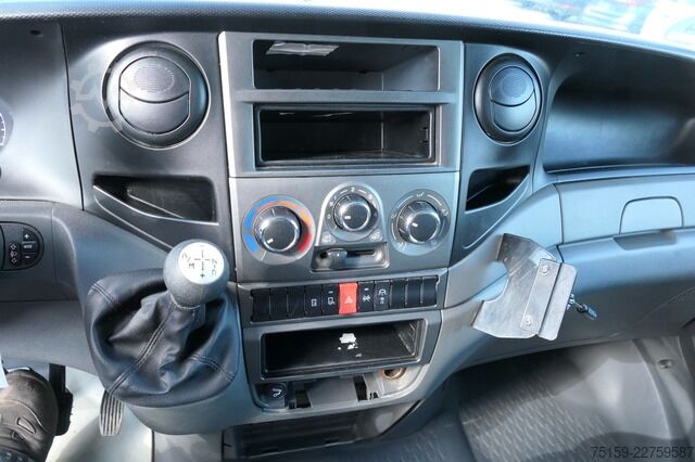 Box van iveco Daily 35 S11 C30C KURZ AUTOMATIK KAMERA Regale LUFT DURCHGANG EURO-5 CoC