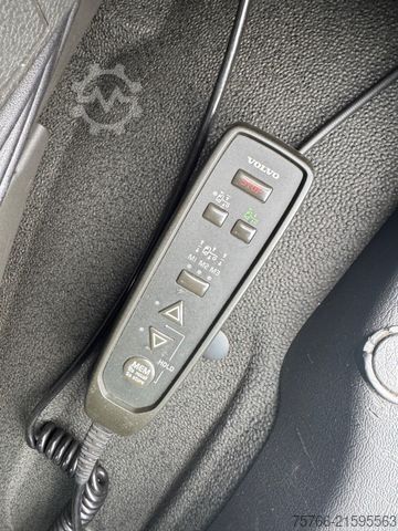 LKW mit Pritsche & Plane VOLVO FM 410 / LBW / 2 x AHK / LENKACHSE / 19 PAL