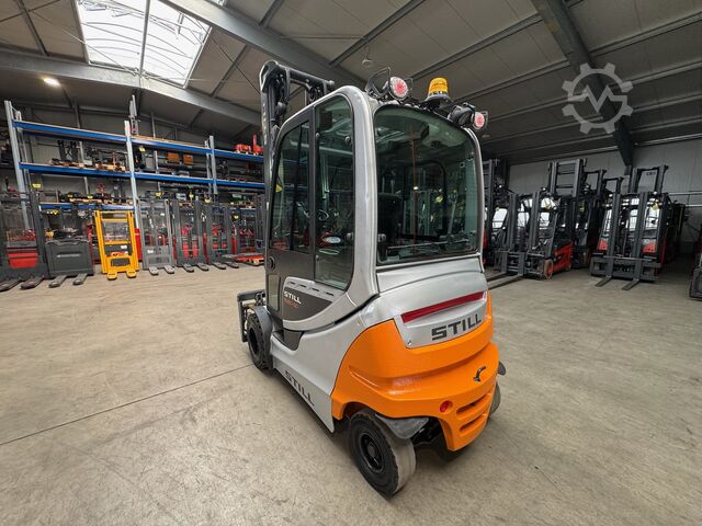Frontstapler Still RX 60-30 [ID: 50]