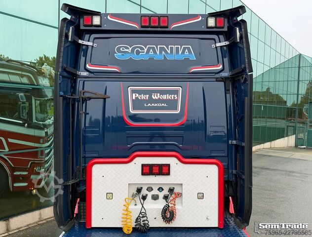 Standard SZM SCANIA S520 V8 NGS FULL OPTIONS RETARDER 2x TANKS SPECI