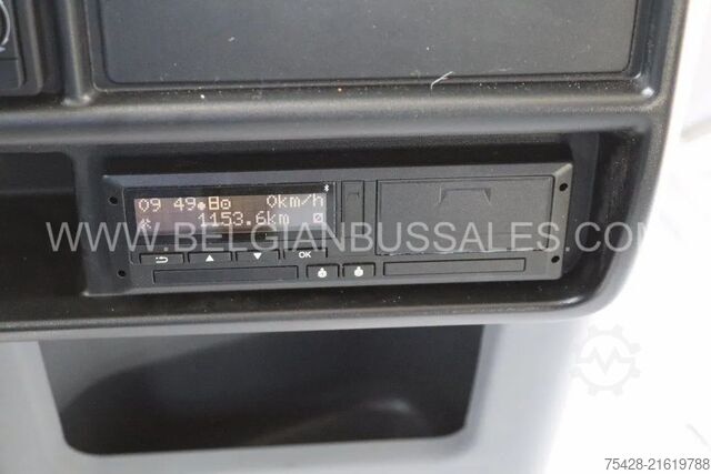 Intercitybus Iveco Crossway 10.8m Pop / Double middle door / Lift ...