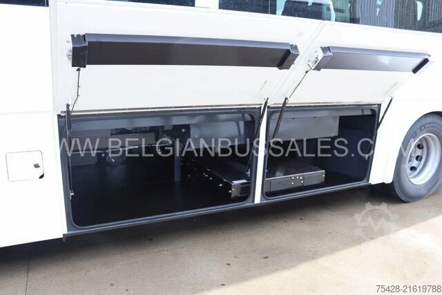 Intercitybus Iveco Crossway 10.8m Pop / Double middle door / Lift ...