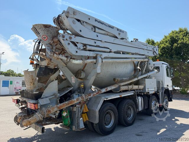 Betonpumpen-LKW Mercedes-Benz Actros 4144 B