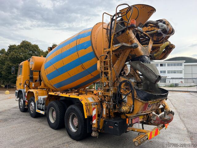 Betonpumpen-LKW Astra HD7 84.42