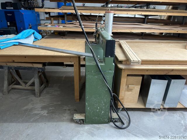 Furnierzusammensetzmaschine Kuper FWJ 900