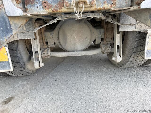 Betonmischer LKW IVECO TRAKKER 400